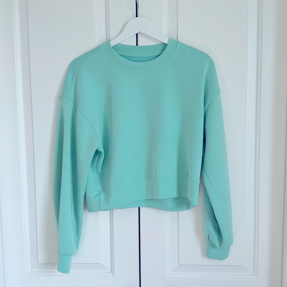 Lululemon Cropped Softstreme Sweatshirt Perfectly Oversized Cropped Crew